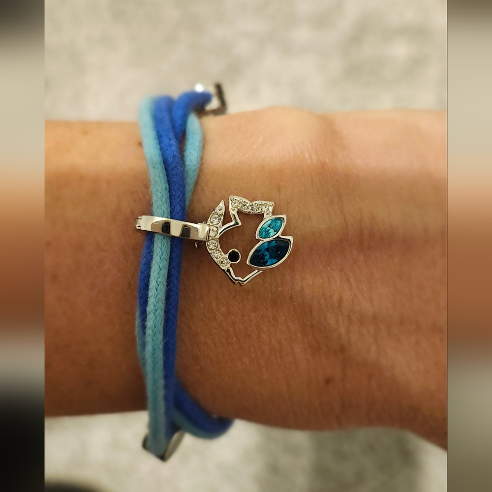 NWOT Swarovski $145 Bracelet 3 Charms Fish & Crystals Blue